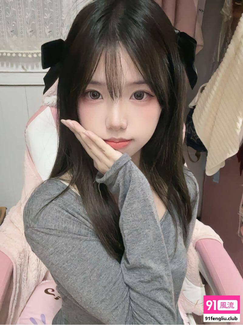 刚下海兼职00后年轻多汁妹子